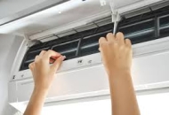 Vệ Sinh Máy Lạnh tại Nhà