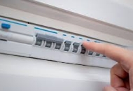 Vệ sinh máy lạnh quận 3